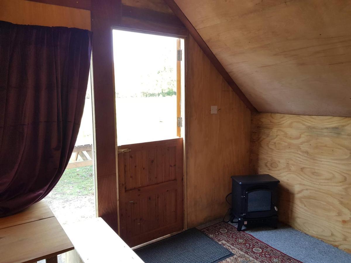 Bell Tent Glamping At Royal Victoria Country Park Southampton Buitenkant foto